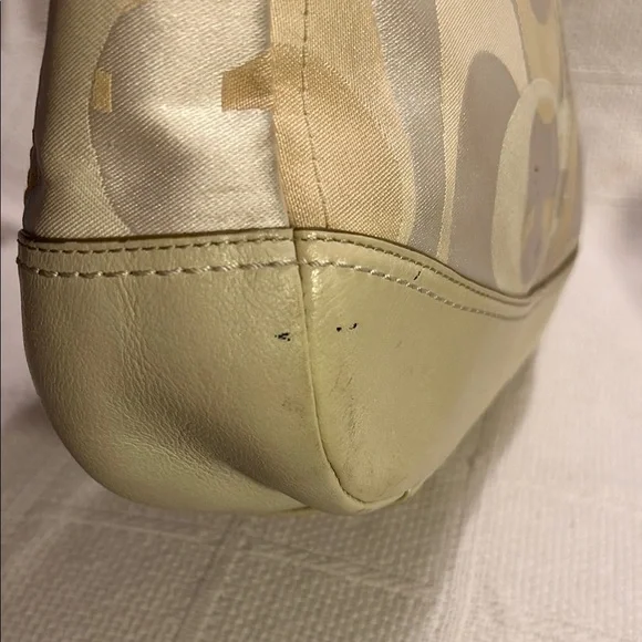 COACH F13336 Hampton Hobo Bag (2008)
